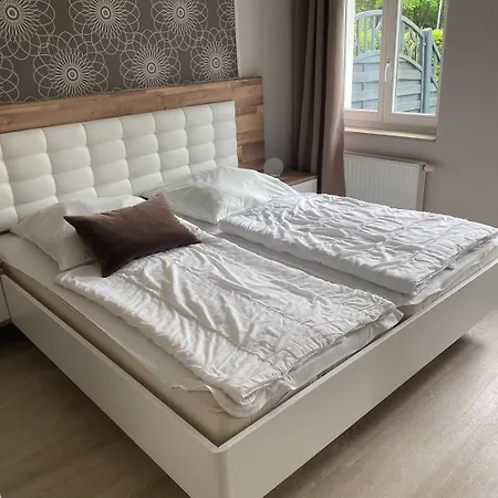 Gross Und Gut Appartement *