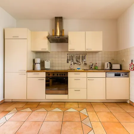 Apartment Gross Und Gut *