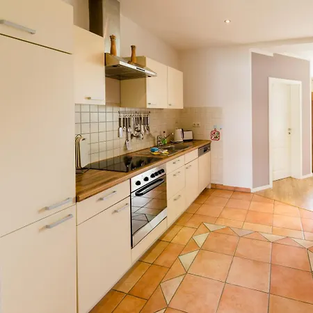 Gross Und Gut Apartment Kuehlungsborn
